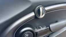 MINI Hatchback 2.0 Cooper S Exclusive 3dr Auto Petrol Hatchback